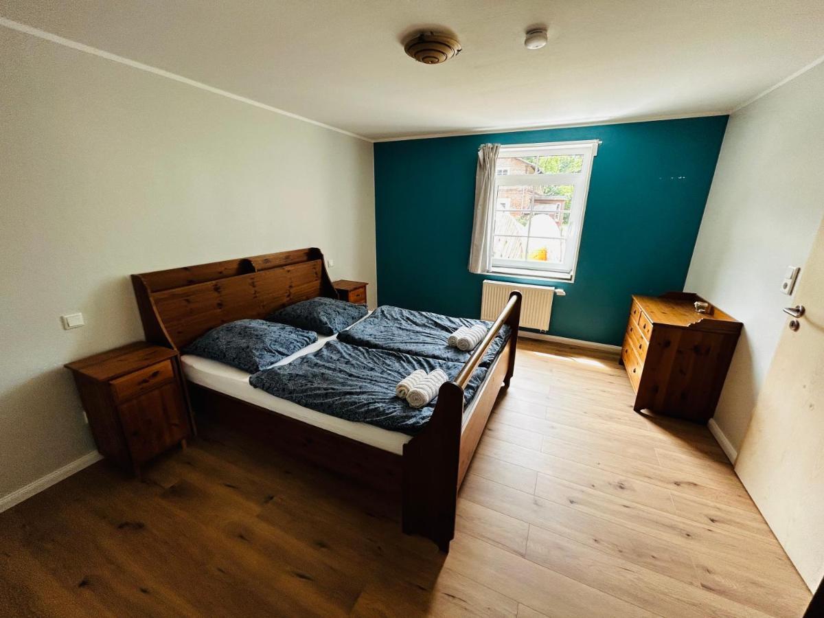 Ferienwohnungen Poppelvitz Altefähr Exterior foto
