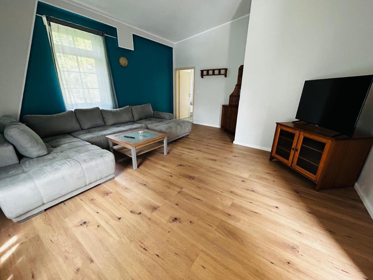 Ferienwohnungen Poppelvitz Altefähr Exterior foto