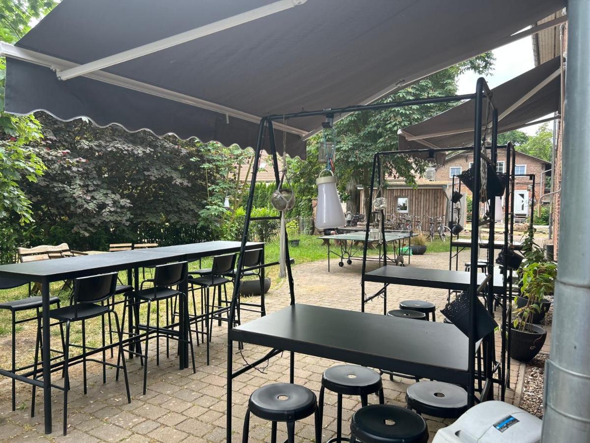 Ferienwohnungen Poppelvitz Altefähr Exterior foto