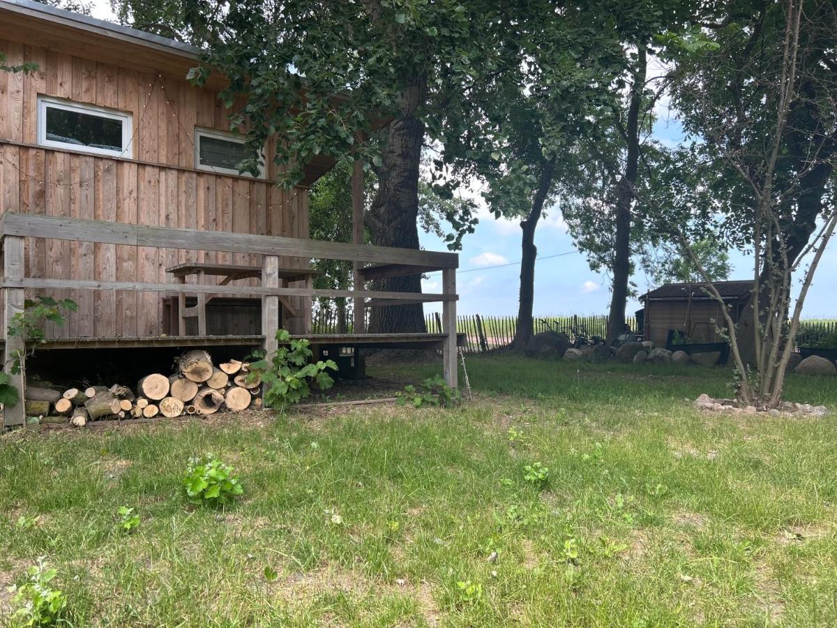 Ferienwohnungen Poppelvitz Altefähr Exterior foto