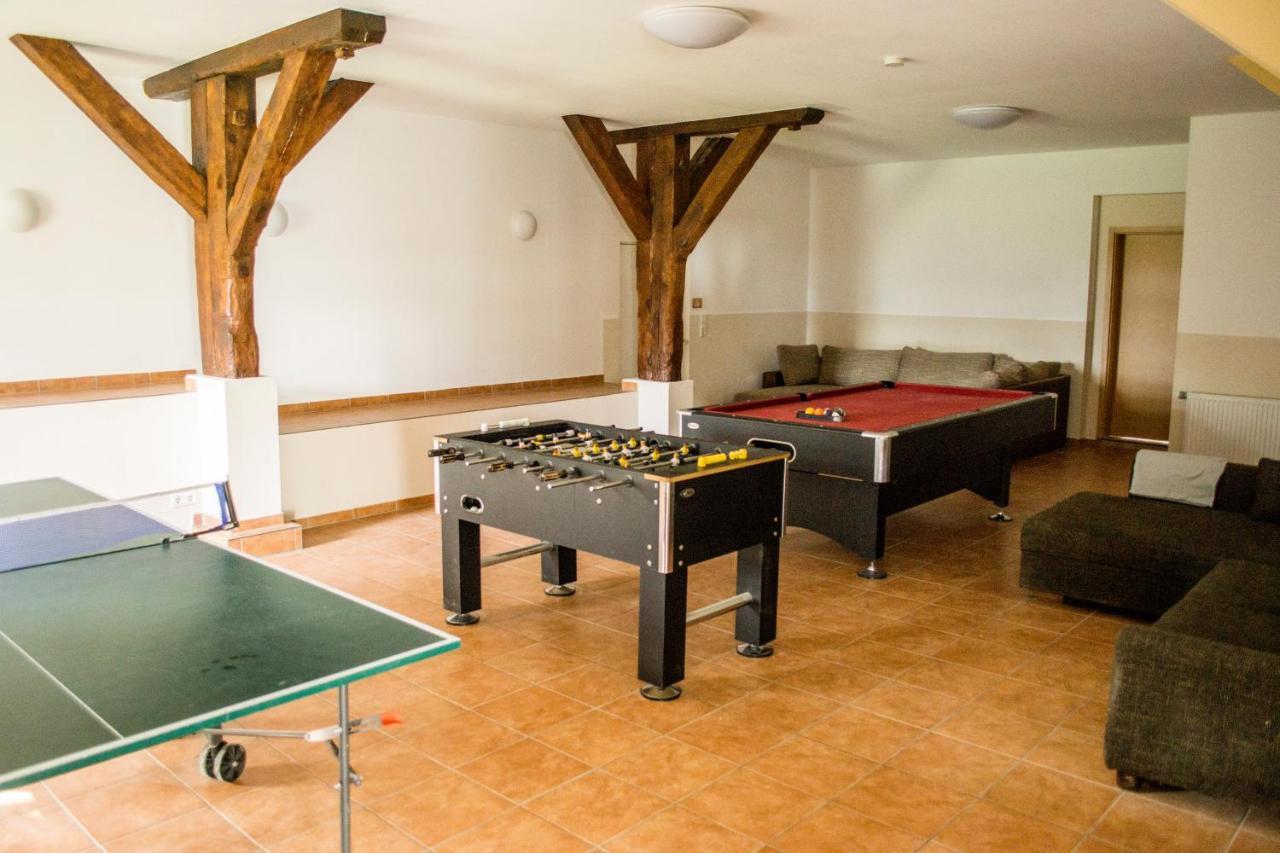 Ferienwohnungen Poppelvitz Altefähr Exterior foto