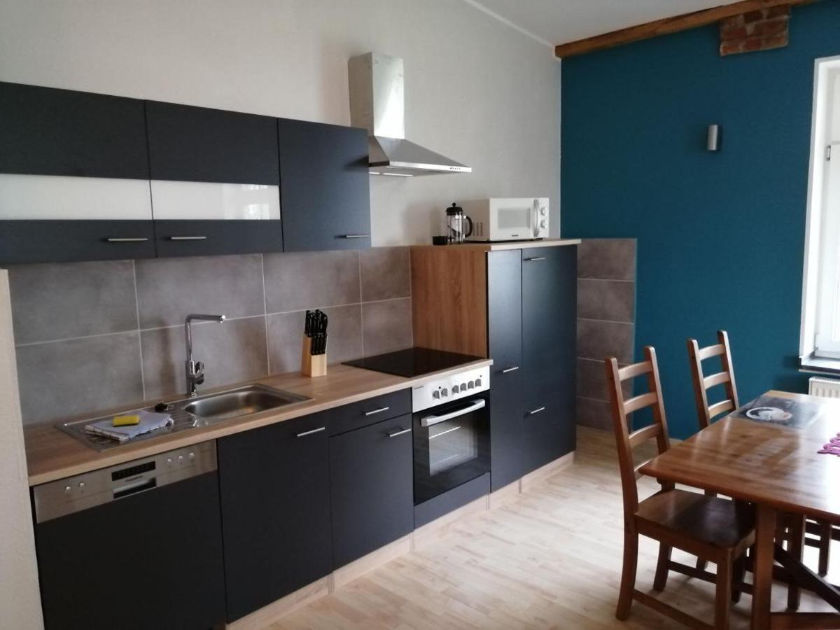 Ferienwohnungen Poppelvitz Altefähr Exterior foto